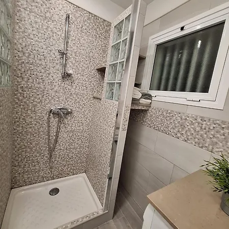 Monis Atlantic Terrace Apartment