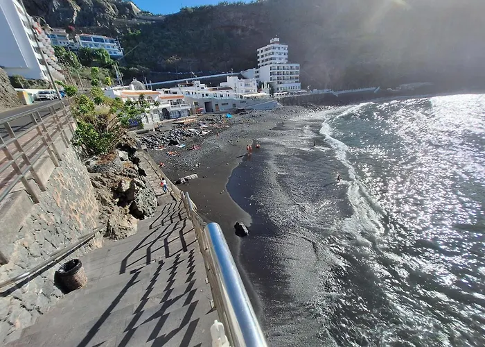 Monis Atlantic Terrace